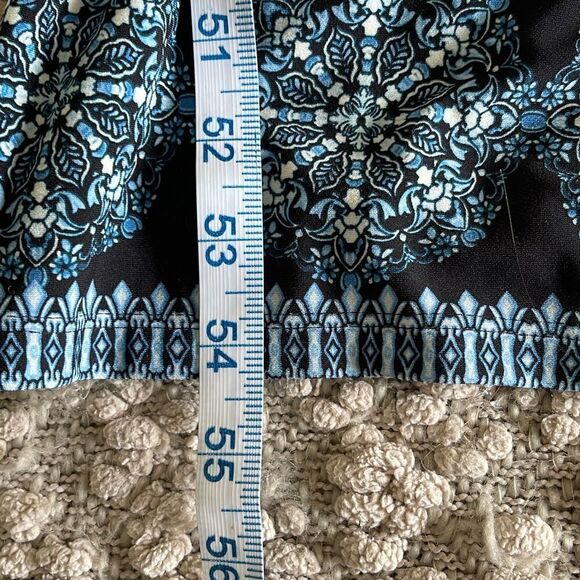 Chico’s Halter/Cold Shoulder Style Maxi Dress.‎ Size 2 - Picture 9 of 9